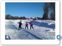 Andrew Rachel Lizz skiing