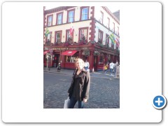 Lizz in Temple Bar