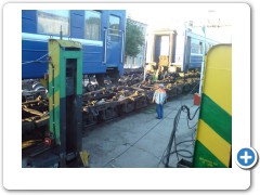 Romania to Moldova, the lifting of the train! HOW COOL!!